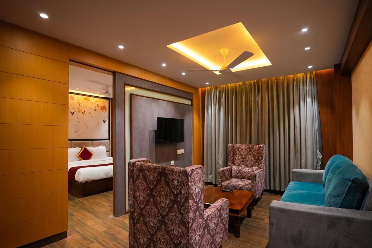 Eden Park Boutique Hotel วิเจยาวารา ภายนอก รูปภาพ